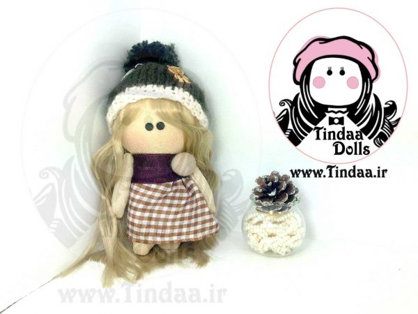 عروسک روسی دختر کد #135 به همراه کلاه بافتنی